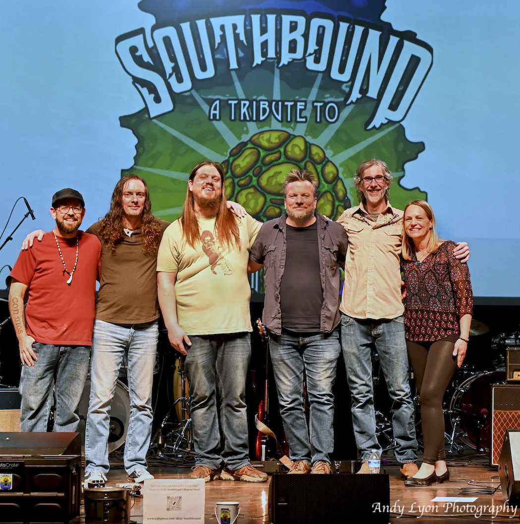 Image of the full Southbound band